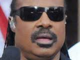 Stevie Wonder performing at the 2008 Democratic National Convention 