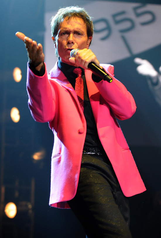 Cliff Richard - Star Snaps - Di...