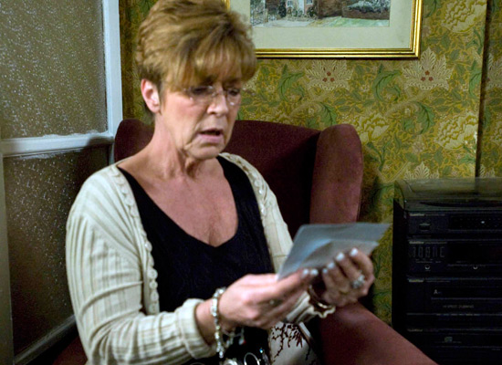 Corrie: 7071: 2009-05-08
