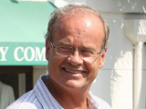 Kelsey Grammar grabbing a drink from Coffee Bean in Malibu, Los Angeles