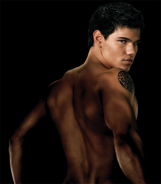 Pics Of Taylor Lautner 2011. Shirtless Taylor Lautner