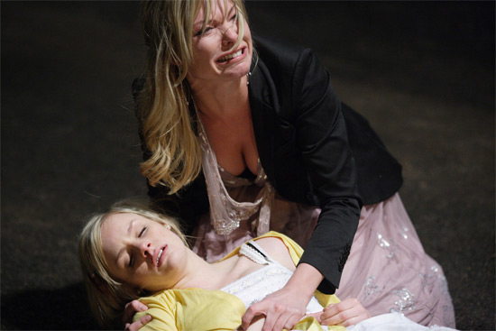 Lauren Crace as Danielle Jones