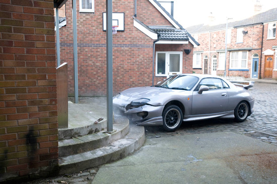 Soaps: Year In Soap 2009: Moments: Stunts