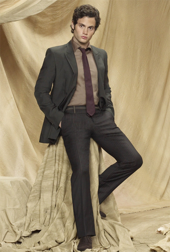 Gay Spy: Penn Badgley