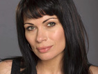 Carla issues a plea to Leanne