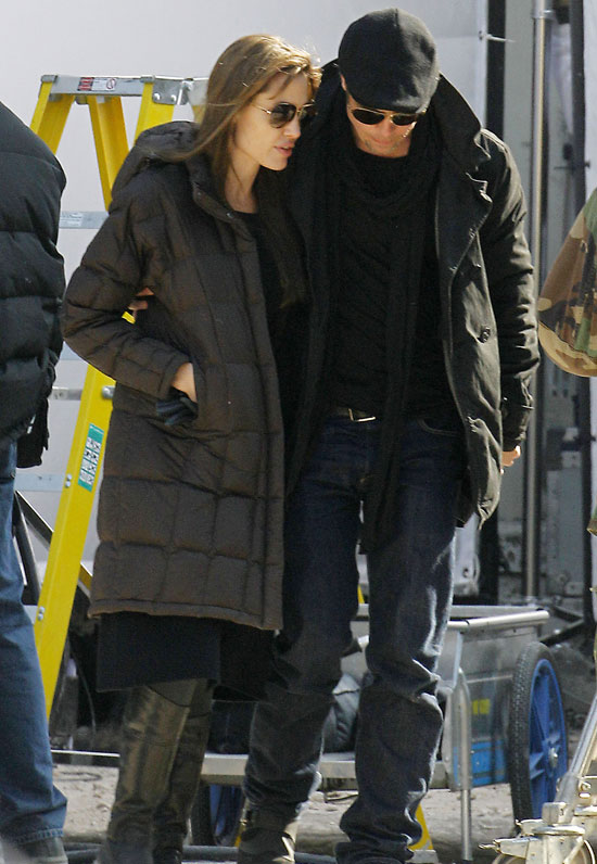 angelina jolie brad pitt 2011. Brad Pitt amp; Angelina Jolie