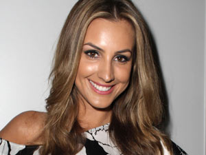 Laura Dundovic