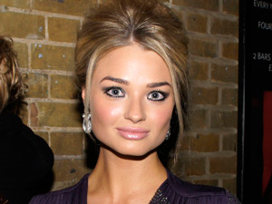 One direction dating hollyoaks star