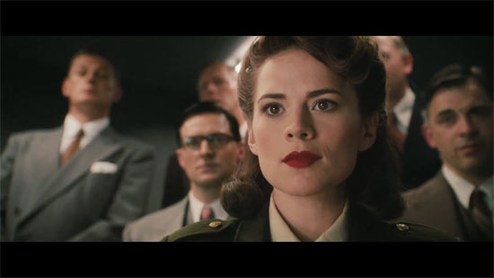 http://i1.cdnds.net/11/12/550w_movies_captain_america_trailer_14.jpg