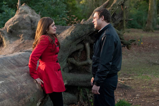 Mitzeee Minniver (Rachel Shenton) with Warren Fox (Jamie Lomas)