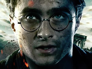 Deathly Hallows: Part 2 'It all ends' poster