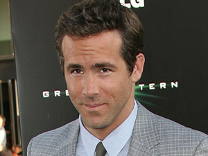 Ryan Reynolds at the Los Angeles Premiere of 'The Green Lantern'