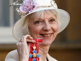 Anna Massey