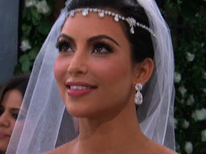 Kim Kardashian gets ready to marry Kris Humphries as filmed by E! News