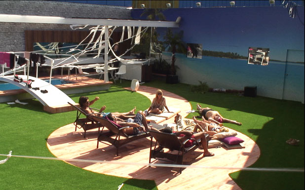 Celebrity Big Brother 2011 - Day 15