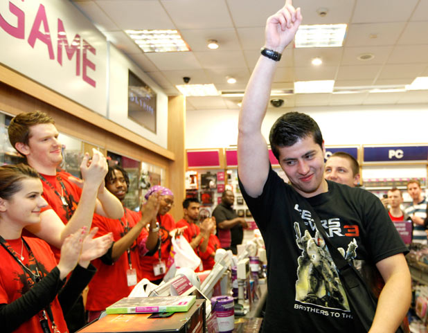 Gears of War 3' launches worldwide: London launch in pictures ...