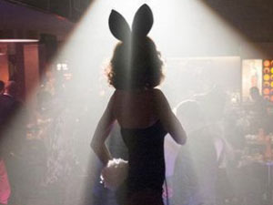 The Playboy Club S01E01