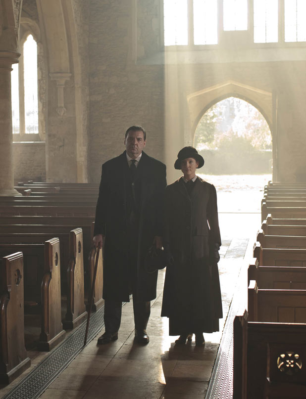 Downton Abbey Series 2 EpisoDownton Abbey Series 2 Episode 5 - Mrs Hughesde 5 - Bates and Anna