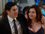 The happy couple Jim and Michelle (Alyson Hannigan).
