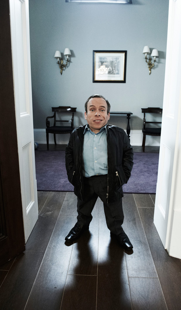 Warwick Davis - Life's Too Shor...