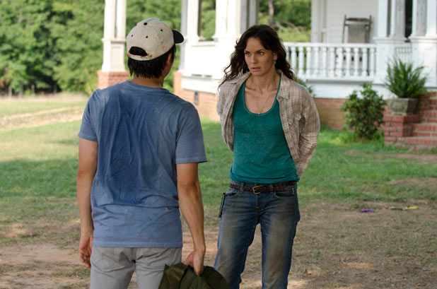 Glenn (Steven Yeun) and Lori Grimes (Sarah Wayne Callies)