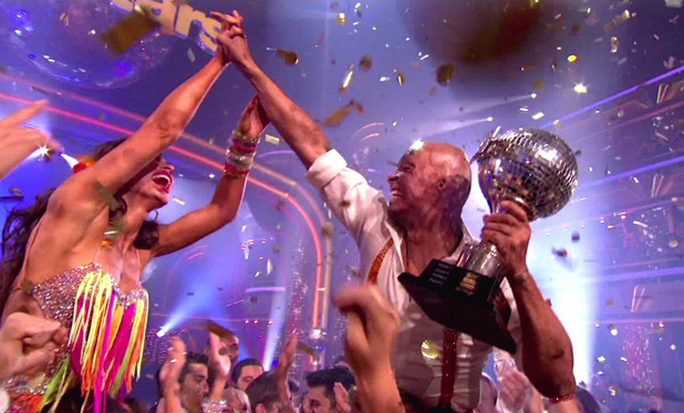 JR Martinez and Karina Smirnoff