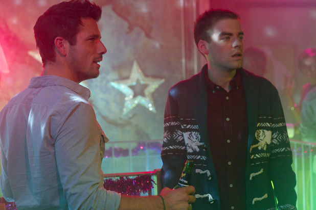 Hollyoaks: 3245: 2011-12-30