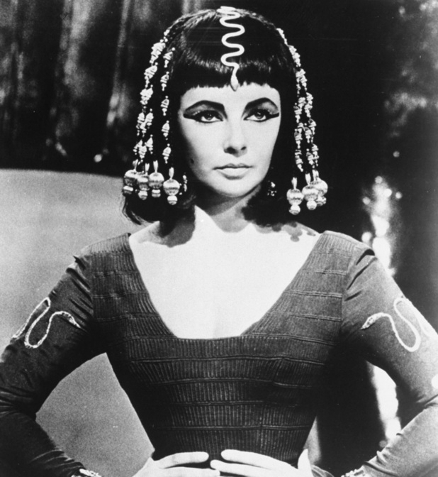 Elizabeth Taylor dies