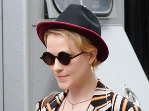 Evan Rachel Wood filming on location in Manhattan for the movie 'A Case of You'. New York City, USA - 21.02.12
Mandatory Credit: Ivan Nikolov/WENN.com