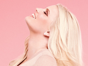 Elle, Jessica Simpson