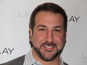 Joey Fatone Peter Lik Gallery Grand Opening at Shoppes at Mandalay Bay Resort and Casino Las Vegas, Nevada 