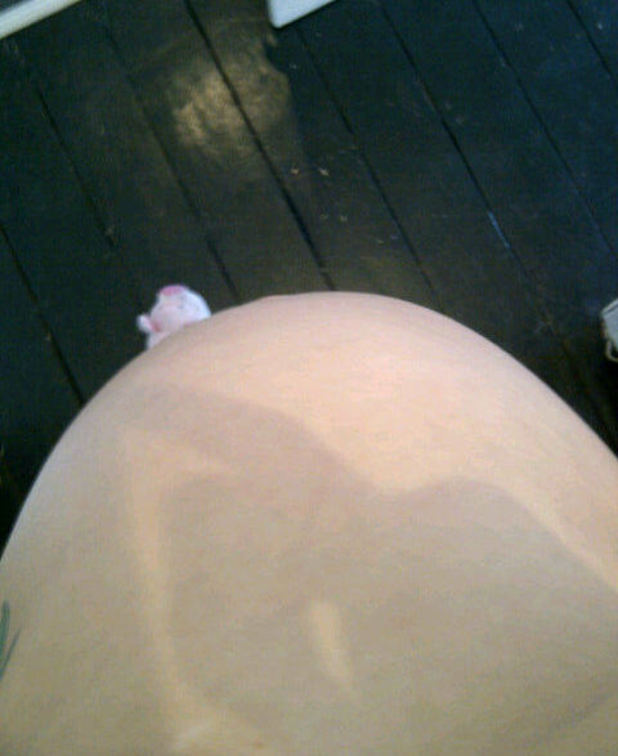 Peaches Geldof baby bump picture