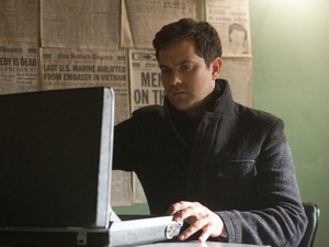 Fringe S04E15: 'A Short Story About Love'
