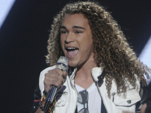 American Idol Season 11 - The Top 10 Perform - DeAndre Brackensick 