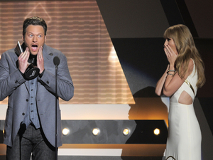 ACM Awards 2012: Blake Shelton and Taylor Swift