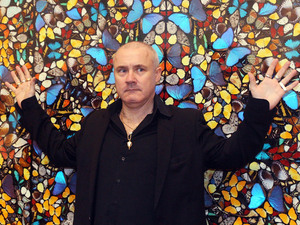 The Artist with his piece I Am Become Death, Shatterer of Worlds (2006), Damien Hirst