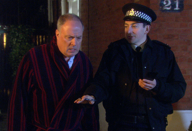 Doctors - Heston Carter (Owen Brenman) is arrested after attacking an intruder