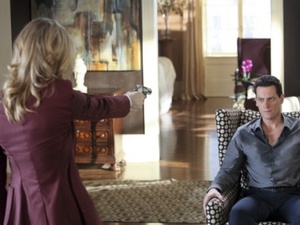 Ringer S01E21: 'It's Called Improvising, Bitch!'