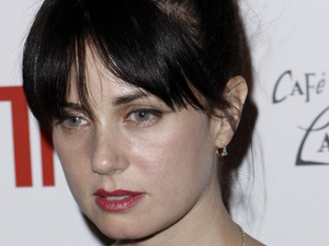 Mia Kirshner