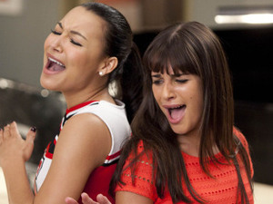 Glee S03E17: 'Dance With Somebody'