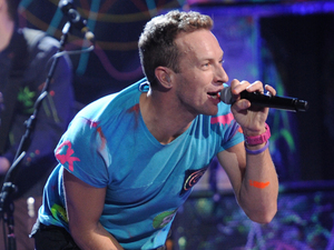 Coldplay perform on 'American Idol' Top 5 results show