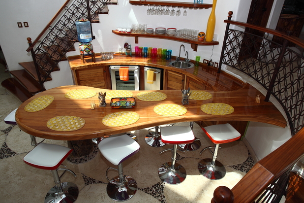 Breakfast bar