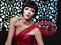 The remaining models travel to Macau and have to pose with silkworms in a shoot.