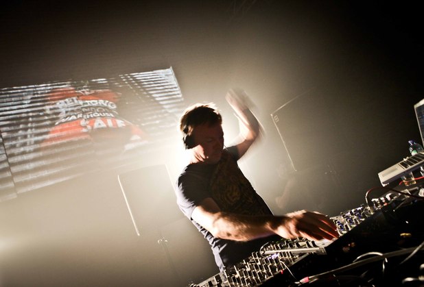 Pete Tong performs live