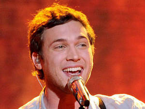American Idol semi-final: Phillip Phillips performs