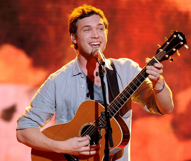 American Idol semi-final: Phillip Phillips performs