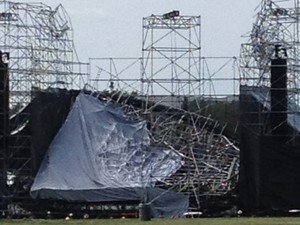 Radiohead collapsed stage