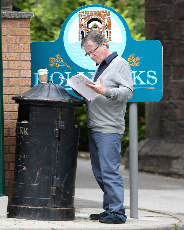 Jeff Rawle returns to Hollyoaks