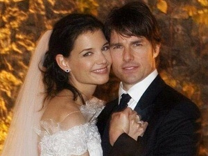 Tom Cruise and Katie Holmes on their wedding day in Italy on November 18 2006.