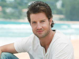 Axle Whitehead as Liam Murphy